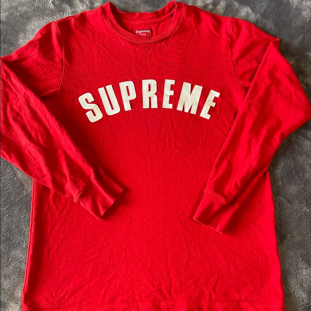 Supreme Long Sleeve
Mens M